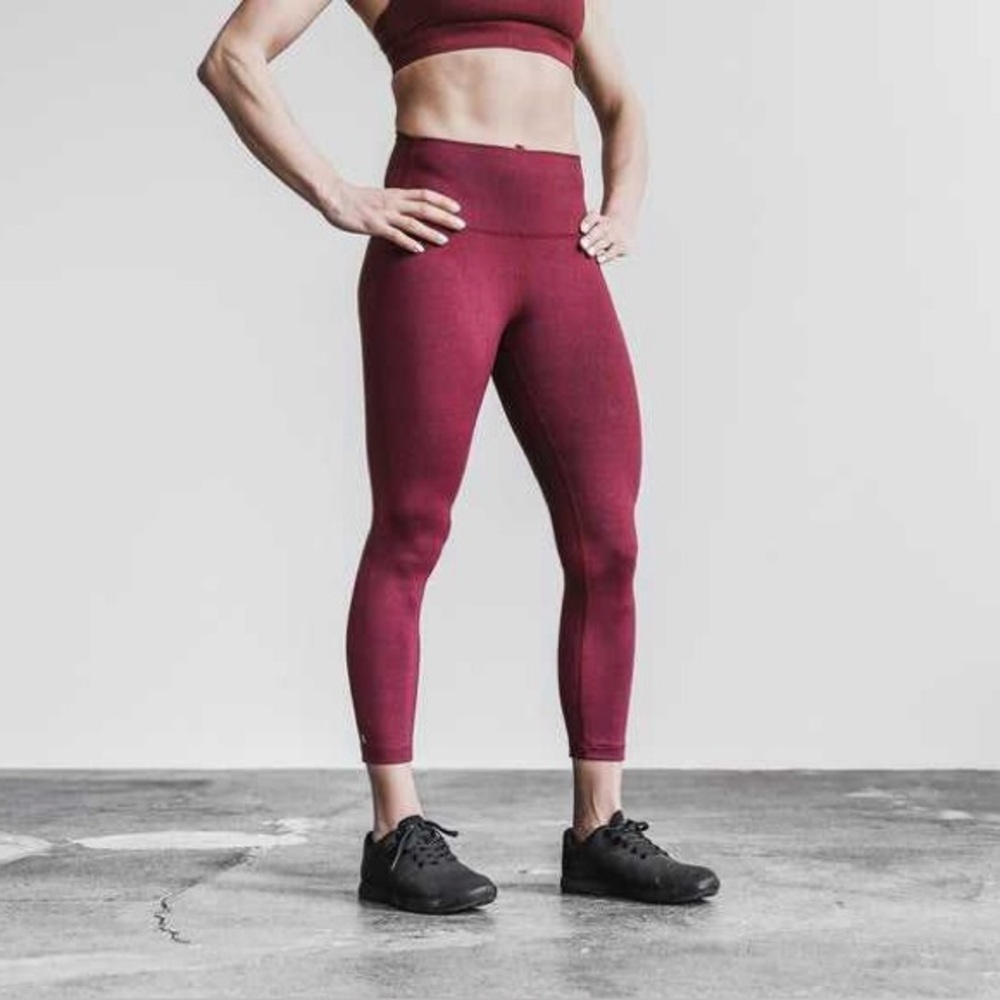 NWT NOBULL Women’s High Rise 7/8 Tight - XS - Wine Heather